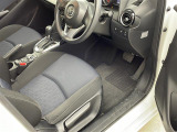 気になる車はすぐにお問い合わせください!画面右側の0066から始まる無料ダイヤルからお問い合わせ下さい!専門スタッフがお車のご質問にお答えいたします!