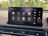 スマートフォンで使い慣れた機能をクルマでも。Honda コネクトディスプレーに、Googleの機能を搭載。クルマの移動と日常がシームレスにつながります。