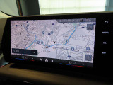 BMW iDriveナビゲーションシステム。ワイドで視認性に優れたスクリーン。