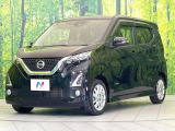 大好評のボディコーティング「弾スプラッシュコート」もご納車までに施工可能。通常のガラスコートと異なる、耐久年数6年の無機質ガラスコーティングが、ボディをキレイな状態に保ってくれます。