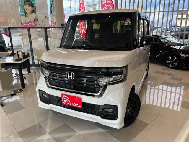N-BOXカスタムL ターボ スタイルプラス ブラック 4WD