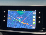 ●Apple Car Play:スマホとの有線接続で、ナビ・オーディオ再生などスマホのアプリ機能が画面でも使える便利機能です!
