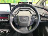 【純正革巻きステアリング】上質な革を使用することで、手にしっかり馴染みとても運転しやすいハンドルです♪