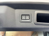 車内に居ながらもリアゲートの開閉が可能です。