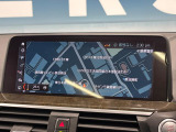 ●HDD純正ナビ:一体感のあるナビは、高級感ある車内を演出してくれます。オーディオ機能も充実しておりますので、運転もより楽しめます♪