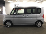 スライドドアなら狭い駐車場でもドアをぶつける心配がありません。ステップが低く乗り降りもしやすいです。