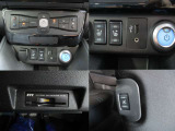 ■オートエアコン。■ETC車載器付きで高速楽々!■寒い日に嬉しいシートヒーターも運転席と助手席と後席にも完備!■USBポート付きで、スマホの充電にも対応!■エンジン始動ボタンは電源を入れるボタンです。