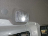 ラゲッジ用の照明はLEDで明るさも十分です