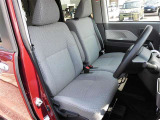 【内装】シフォンの車内です♪もちろん、フロアマットもついてますよ〜!