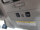 ■ 装備6 ■ 衝突軽減ブレーキ 車線逸脱警報
