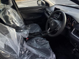 中古車にもボディーコーティング施工できます。一度ボディを磨いてから施工しますので、光沢のある綺麗な状態でお乗りいただけます。お気軽にご相談下さい。