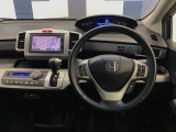 運転しやすいインパネ周りです!見やすいレイアウトで快適なドライブをサポートします!