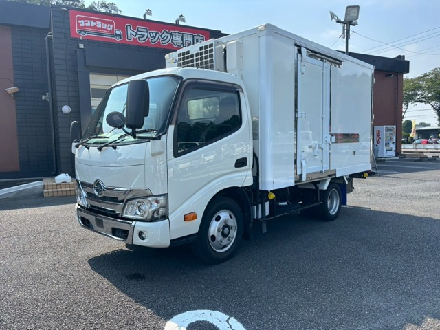 デュトロ 冷蔵冷凍車 2t積・冷蔵冷凍車・-30℃設定・AT車