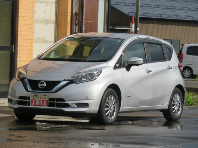 ノート  1.2 e-POWER B FOUR 4WD