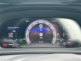 【スピードメーター】メーターがシンプルで見やすく運転しやすいですね。