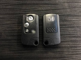 スマートキーです!ドアの施錠・解錠・エンジンの始動がスムーズで大変便利です!