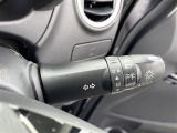 【オートライト】は、付け忘れや消し忘れを防ぐことができます。高速道路などのトンネルなどにも役立ちます♪