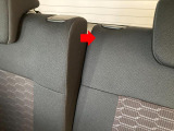 後部座席はリクライニング機能も付いています。簡単操作でシートアレンジが可能です。