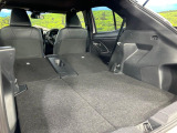 後席を格納すると、これだけの広さが!シーンに合わせたシートアレンジで、大きな荷物も積むことが出来ます♪