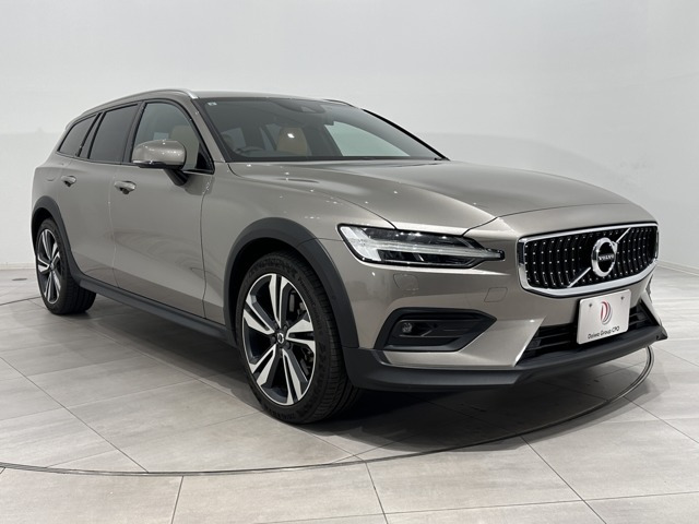 V60クロスカントリーT5 AWD 4WD