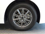 R7年式夏タイヤ195/65R15ダンロップ製です。