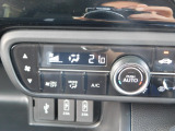 オート機能が備わっておりますので、お好みの温度で車内はいつも快適です。