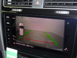 カラーバックモニター搭載しています。リアの映像がカラーで映し出されますので日々の駐車も安心安全です。