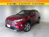 4WDシステムを搭載。オフロードや雪道などの滑りやすい路面でも安心して走行できます。
