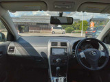 運転席は広々としています!