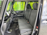 運転席シート廻りは使用感も少なく、良好な状態となっています。丁寧に使われていたことがよくわかりますね。