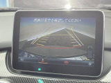 ●ガイドライン付きバックカメラ:不安な駐車もこれで安心!ガイドライン付きなので狭い箇所での駐車もラクラクです!