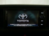 純正ナビを装備。タッチパネル式で使いやすく、お出かけもラクラクです。