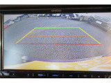 バックモニター付ですので、車庫入れも駐車もラクラクです。