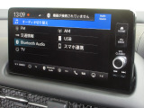 ナビゲーションはホンダコネクトディスプレイを装着しております。AM、FM、Bluetooth、フルセグTVがご使用いただけます。初めて訪れた場所でも道に迷わず安心ですね!