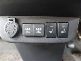 運転席、助手席シートヒーター付きです