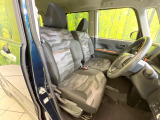 運転席シート廻りは使用感も少なく、良好な状態となっています。丁寧に使われていたことがよくわかりますね。