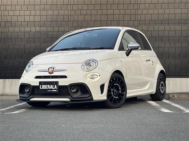 アバルト595 ツーリズモ 本革シート 修復歴無し