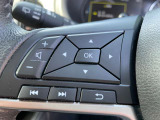ステアリングに装備されたスイッチで運転中でも楽に音量の操作が可能です♪♪慣れると目線をそらさずに行えますので安全です♪♪