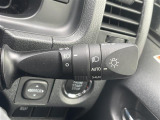 【 オートライト 】オートライトなのでライトの点け忘れを気にすることなく運転が出来ます♪