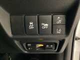 Hondaセンシング用の、VSA解除とレーンキープアシストシステムのメインスイッチなどはハンドルの右側に装備しています。その下にETCがついています。高速道路の料金所の通過も楽々です。