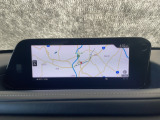 マツダコネクトの8.8インチワイドセンターディスプレイです。『Android Auto』『Apple CarPlay』や独自のコネクテッドサービスに対応したインターフェイスシステムです。