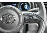 レーダークルーズコントロール(全車速追従機能付)付きです。車速に応じて追従支援してくれるので、ロングドライブも快適です。詳細は販売店スタッフまでおたずねください。