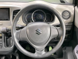 ステアリングも使用感が少なく、きれいな状態となっております♪