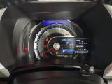 【スピードメーター】メーターがシンプルで見やすく運転しやすいですね!