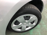 タイヤの山の残りをご確認ください。