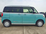 【届出済未使用車とは】自動車の分類では「新車」「中古車」この2種類しかありません。走行距離が100km未満かつ初度登録または初度届出された車両を「届出済未使用車」と呼んでいます。