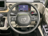 【ステアリングスイッチ】運転中、前方から目線をそらすことなく、オーディオ等の操作が可能な便利機能!安心&快適なドライブを演出してくれます♪
