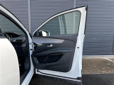 ぜひ厳選したドイツプレミアムブランドのお車を、見て・触って・比べてください!