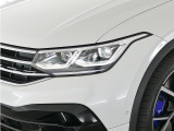 【IQ.LEDヘッドライト】フロントカメラで対向車や先行車を検知し、最適な配光を可能とした最新のヘッドライトシステムです。