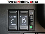 運転席からワンタッチで両側パワースライドの開閉ができて便利です。
